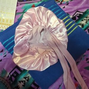 Elegant Pink Satin Hair Bonnet